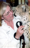 Photo of Barbara Dicely with a cheetah